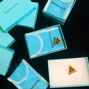 Tiffany & Co. rare Volvo pin gem tie tack- 4 left
